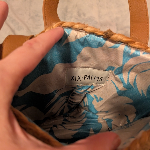 XIX Palms boho insulated cooler beach/picnic bag with towel/blanket straps - Picture 6 of 8